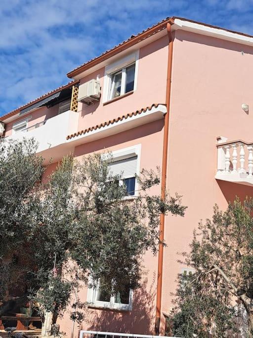 Apartman Smaragd Fažana Eksteriør bilde